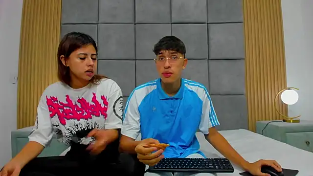 ChanellandMax online show from November 7, 2025, 1:00 pm