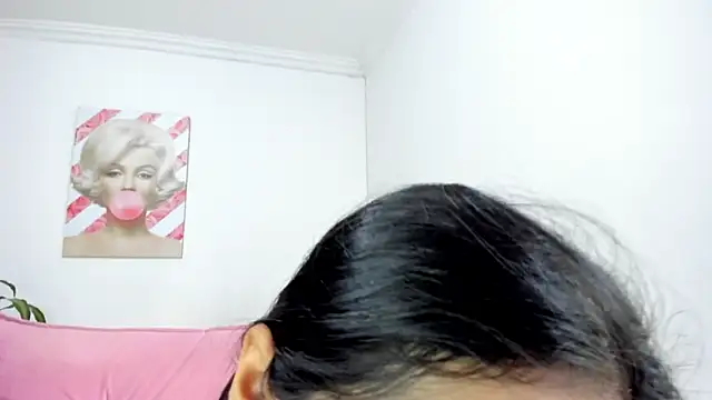 valeria millers online show from September 30, 2025, 1:49 pm