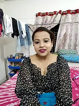 Snapshot of hornypiu697 chatting on April 19, 2026, 5:45 pm hornypiu697 online show from April 19, 2026, 5:45 pm