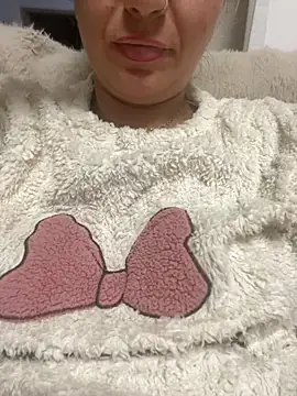 DeboraGaia online show from September 29, 2025, 8:13 pm