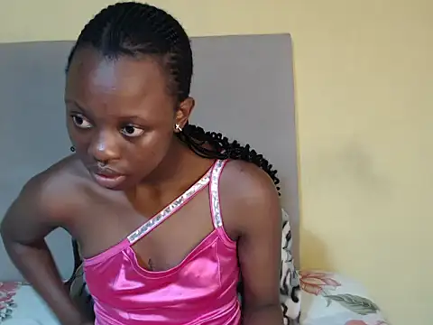 SexyKatLady18 online show from April 15, 2026, 6:37 pm