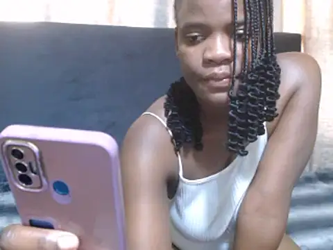 Snapshot of SweetTitties21 chatting on September 29, 2025, 10:20 am SweetTitties21 online show from September 29, 2025, 10:20 am