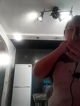 Funny Karina online show from February 6, 2026, 9:34 am