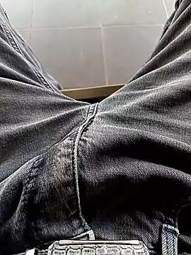 Snapshot of tyteo1010 chatting on January 12, 2026, 2:39 am tyteo1010 online show from January 12, 2026, 2:39 am