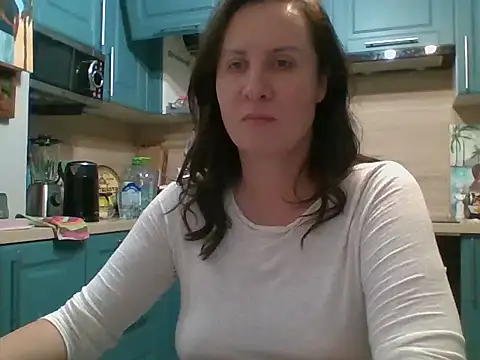 ALICAINWONDERLAND online show from October 29, 2025, 8:54 pm