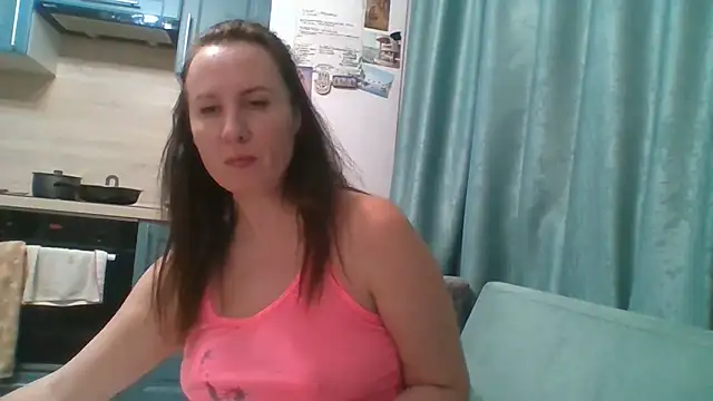 ALICAINWONDERLAND online show from April 18, 2026, 7:51 pm