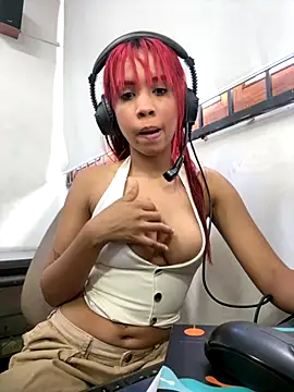 samiacooper25 online show from October 14, 2025, 9:26 pm