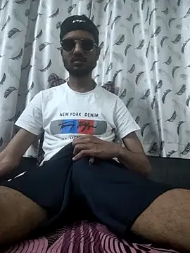 fckboy987 online show from April 22, 2026, 4:52 pm