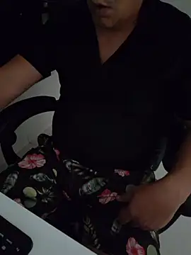 Snapshot of Carloskasado chatting on October 26, 2025, 5:41 pm Carloskasado online show from October 26, 2025, 5:41 pm