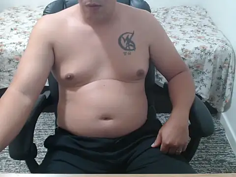 Snapshot of Carloskasado chatting on November 8, 2025, 9:02 pm Carloskasado online show from November 8, 2025, 9:02 pm