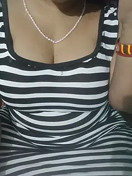 Snapshot of Anjali-bhabhi chatting on July 22, 2026, 7:27 pm Anjali-bhabhi online show from July 22, 2026, 7:27 pm