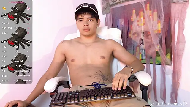 an drew18 online show from October 31, 2025, 1:56 pm