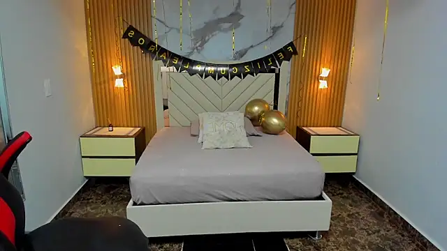 KAROLLJONES1 online show from February 7, 2026, 12:31 pm