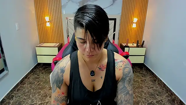 KAROLLJONES1 online show from March 14, 2026, 12:10 pm