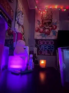 goddessmissmia online show from January 13, 2026, 5:02 am