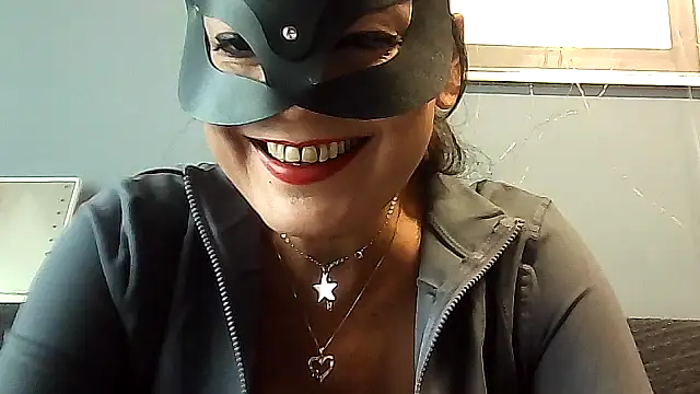 Snapshot of vanitafalcao chatting on October 8, 2025, 3:53 pm vanitafalcao online show from October 8, 2025, 3:53 pm