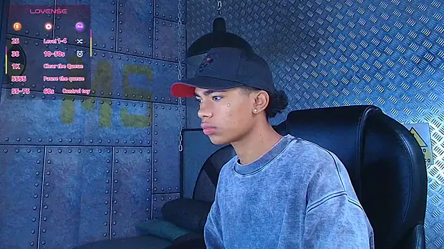 AlanCutee online show from October 9, 2025, 11:41 am