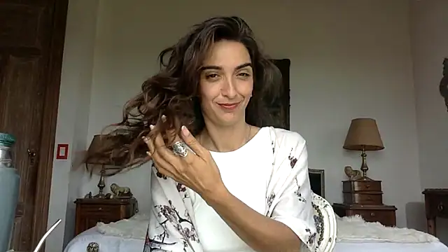 venuslibre online show from November 2, 2025, 12:51 pm