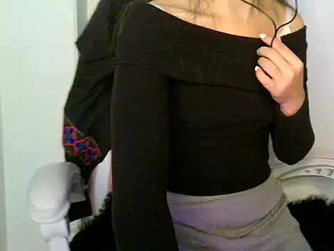 JOLLY 67 online show from November 11, 2025, 4:01 am