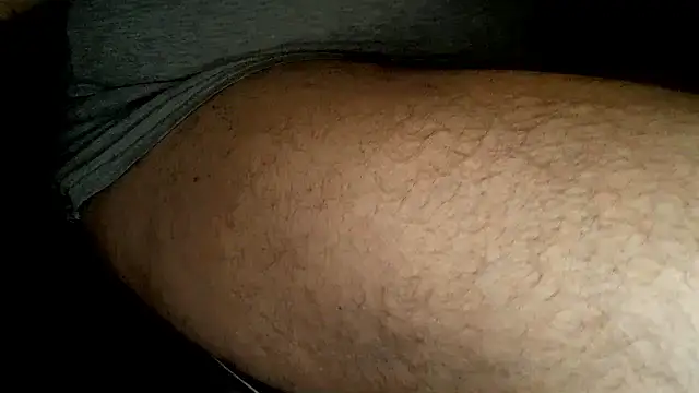 TobyDick13 online show from November 25, 2025, 2:22 am