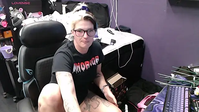 oddywithabody online show from March 1, 2026, 7:32 am