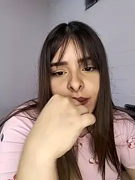 Snapshot of Nahomy_cm chatting on September 8, 2025, 10:09 pm Nahomy cm online show from September 8, 2025, 10:09 pm