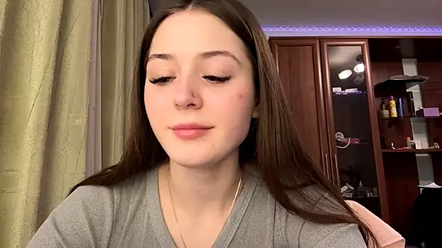 Adel strongwoman online show from February 4, 2026, 6:14 pm