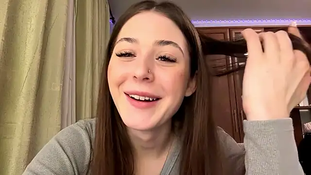 Adel strongwoman online show from February 6, 2026, 7:17 pm