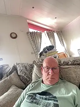 philefc online show from March 18, 2026, 9:45 am