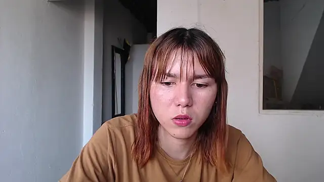 Snapshot of Dolly_Peach_ chatting on September 13, 2025, 9:14 pm Dolly Peach online show from September 13, 2025, 9:14 pm