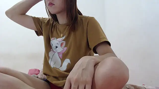 Snapshot of Dolly_Peach_ chatting on January 16, 2026, 7:51 pm Dolly Peach online show from January 16, 2026, 7:51 pm