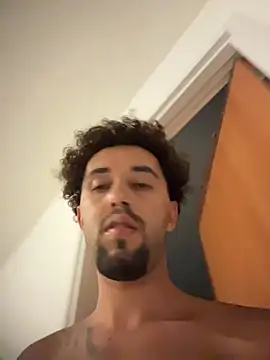 Fumoice online show from February 27, 2026, 3:17 am