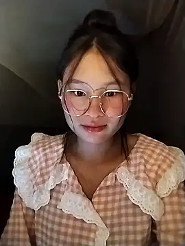 Snapshot of saronla_03 chatting on September 10, 2025, 3:12 pm saronla 03 online show from September 10, 2025, 3:12 pm
