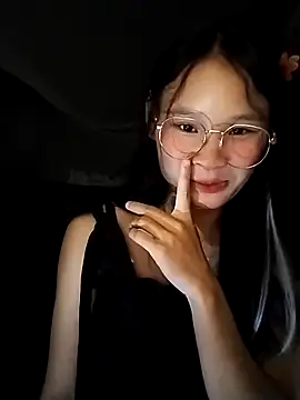 Snapshot of saronla_03 chatting on September 22, 2025, 2:52 pm saronla 03 online show from September 22, 2025, 2:52 pm
