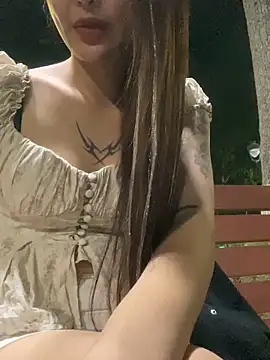   BabyShowPublic   online show from April 19, 2026, 3:22 pm