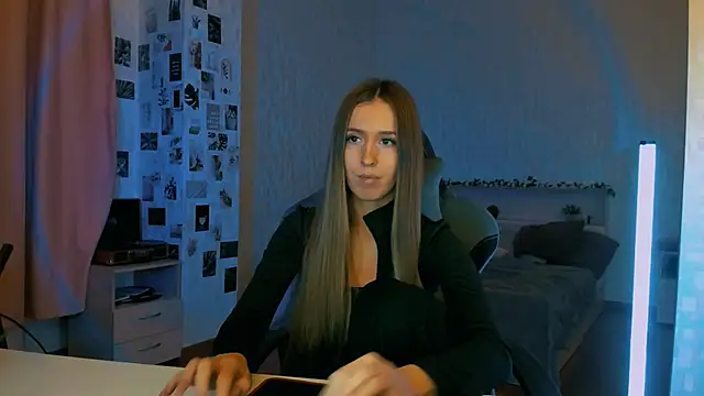 yourrdanceteacher online show from November 20, 2025, 7:35 pm