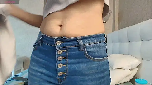 Miladiosa online show from November 28, 2025, 12:41 pm