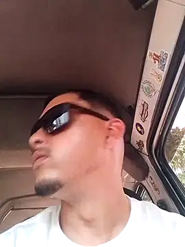 Snapshot of Deza-10 chatting on December 4, 2025, 4:05 pm Deza-10 online show from December 4, 2025, 4:05 pm