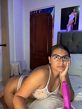 ema zoe online show from November 28, 2025, 12:24 am