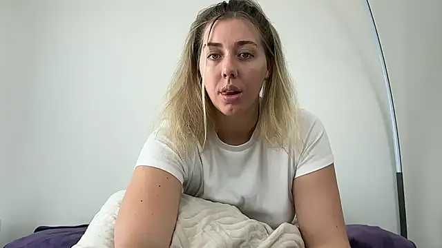 louiseberkeley online show from February 28, 2026, 11:50 pm