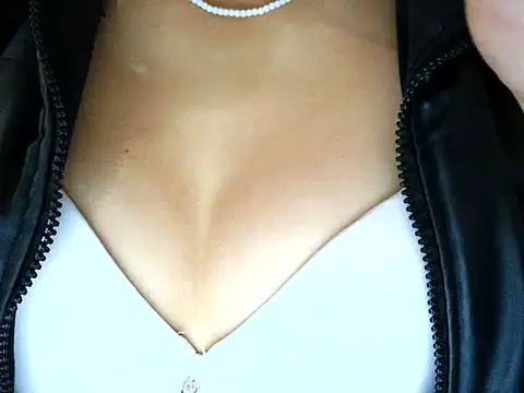 Snapshot of KUTTY_MODEL chatting on July 28, 2026, 6:20 pm KUTTY MODEL online show from July 28, 2026, 6:20 pm