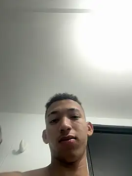 JuanchiT66 online show from February 15, 2026, 2:52 am