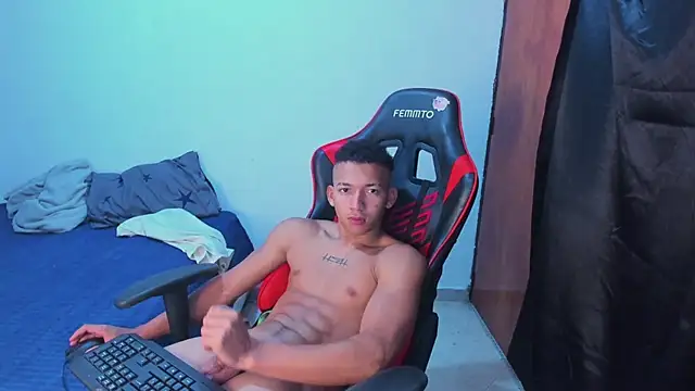 JuanchiT66 online show from June 4, 2026, 5:57 am