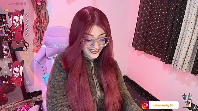 isaferrer06 online show from September 12, 2025, 5:18 am