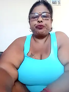 Snapshot of mileesha chatting on January 26, 2025, 10:45 am mileesha online show from January 26, 2025, 10:45 am
