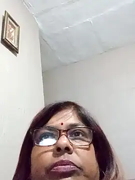 Snapshot of mileesha chatting on October 9, 2025, 8:18 pm mileesha online show from October 9, 2025, 8:18 pm
