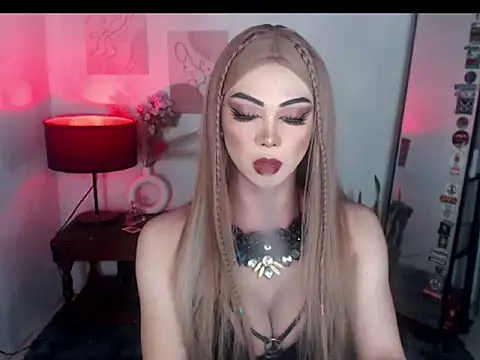 Hugecock shantall online show from October 31, 2025, 3:35 pm