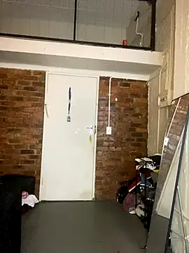 PrettySexy21 online show from December 3, 2025, 2:04 pm