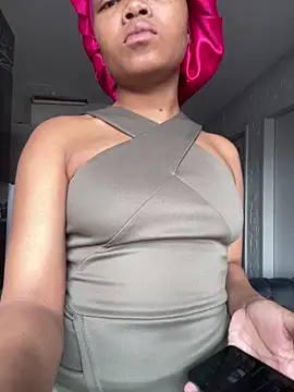 Snapshot of BaddestAss22 chatting on December 15, 2025, 9:35 am BaddestAss22 online show from December 15, 2025, 9:35 am