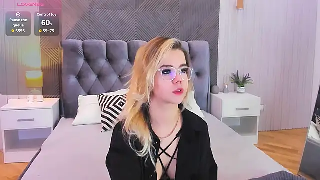 PrincessSlay online show from October 14, 2025, 5:19 am